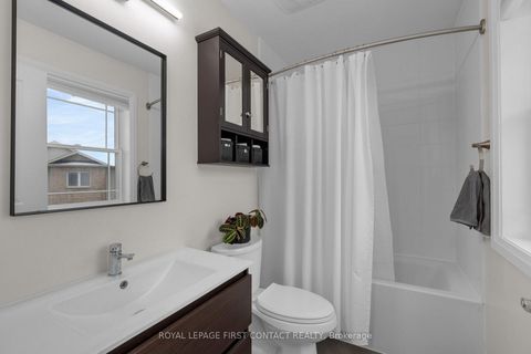 Photo 14 at 21 - 376 Blake Street, Codrington, Barrie