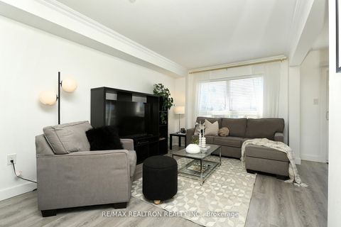 Photo 5 at 376 Rannie Road, Summerhill Estates, Newmarket