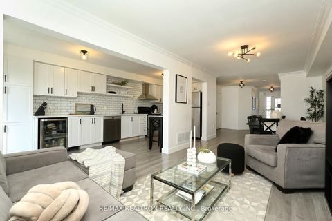 Photo 7 at 376 Rannie Road, Summerhill Estates, Newmarket