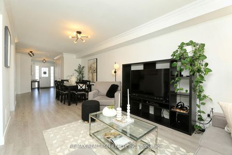 Photo 8 at 376 Rannie Road, Summerhill Estates, Newmarket