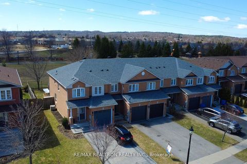 Photo 26 at 376 Rannie Road, Summerhill Estates, Newmarket