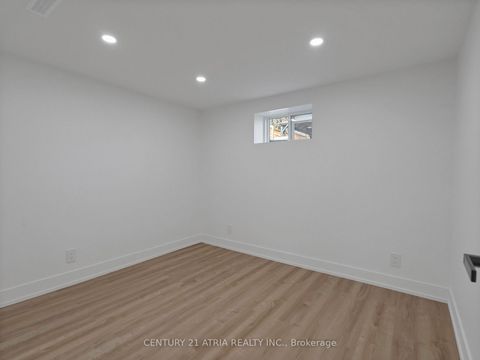 Photo 27 at 10 Dunrobin Drive, Rosethorn, Toronto