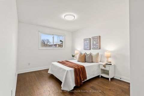 Photo 8 at 571 Berwick Crescent, McLaughlin, Oshawa