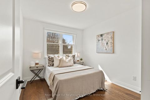 Photo 10 at 571 Berwick Crescent, McLaughlin, Oshawa