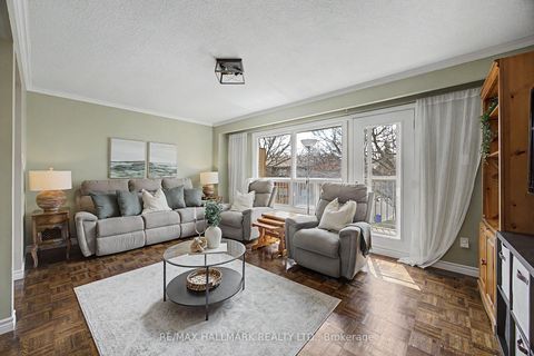 Photo 5 at 65 - 11 Plaisance Road, North Richvale, Richmond Hill