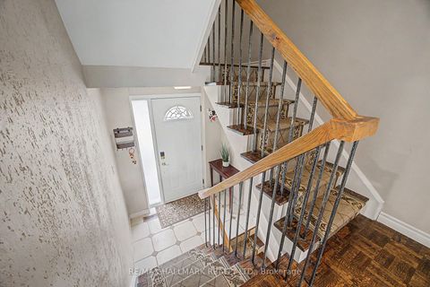 Photo 9 at 65 - 11 Plaisance Road, North Richvale, Richmond Hill