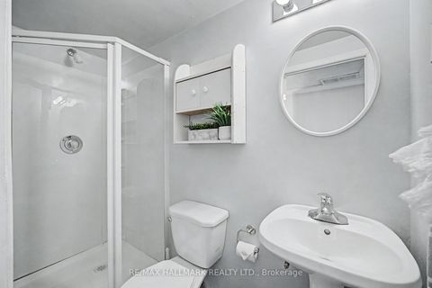 Photo 16 at 65 - 11 Plaisance Road, North Richvale, Richmond Hill