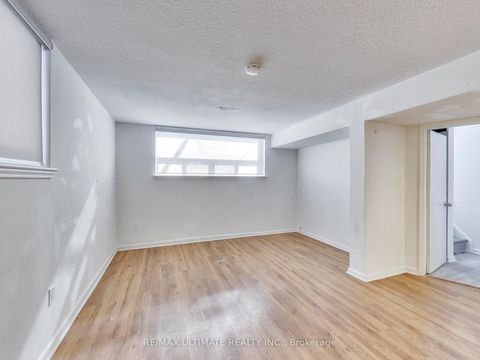 Photo 21 at 120 Edinborough Court, Smythe, Toronto