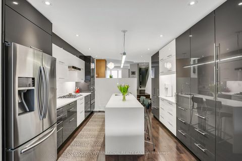 Photo 19 at 30 Sword Street, South St. James Town, Toronto