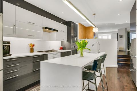 Photo 20 at 30 Sword Street, South St. James Town, Toronto