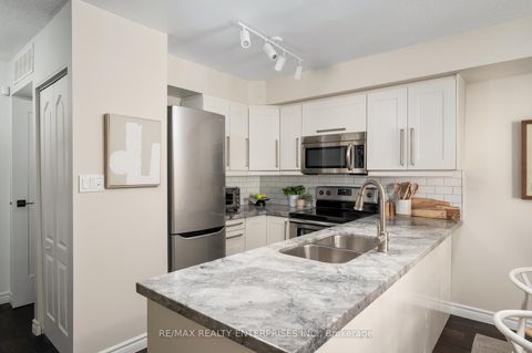 Photo 5 at 1126 - 50 East Liberty Street, Niagara, Toronto