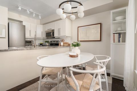 Photo 9 at 1126 - 50 East Liberty Street, Niagara, Toronto