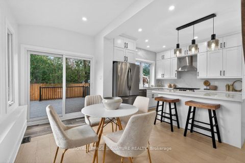 Photo 20 at 290 Chisholm Avenue, Lumsden, Toronto