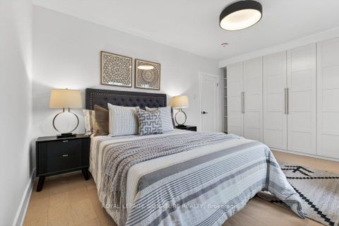 Photo 25 at 290 Chisholm Avenue, Lumsden, Toronto