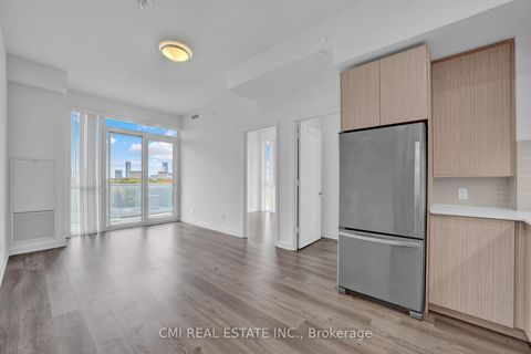 Photo 7 at 810 - 10 Deerlick Court, Donalda, Toronto