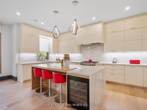 Photo 11 at 170 Burndale Avenue, Westgate, Toronto