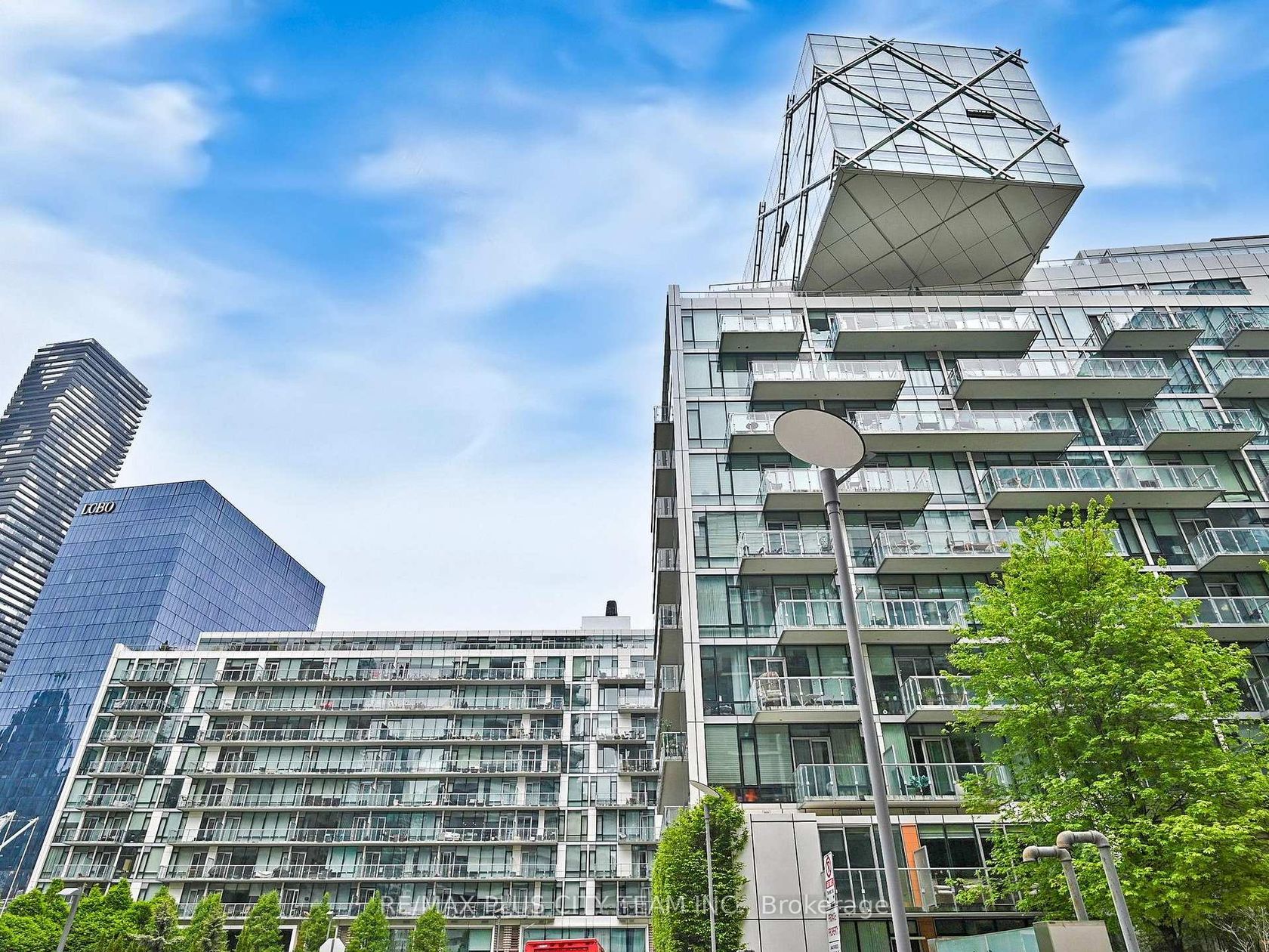 202 - 39 Queens Quay E, Waterfront Communities C8, Toronto photo number 2