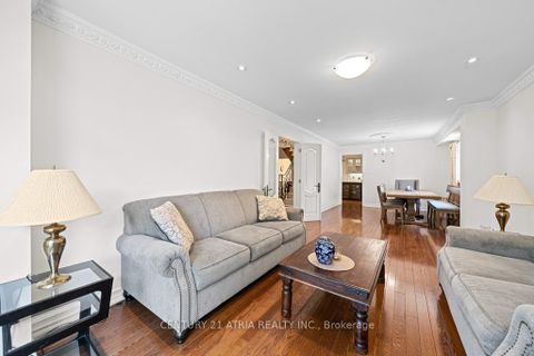 Photo 8 at 33 Autumn Way, Aurora Heights, Aurora