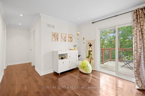 Photo 23 at 33 Autumn Way, Aurora Heights, Aurora