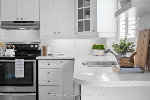 Photo 9 at 31 Kingham Avenue, South East, Ajax