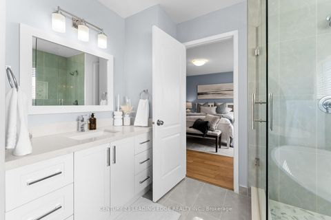 Photo 22 at 31 Kingham Avenue, South East, Ajax