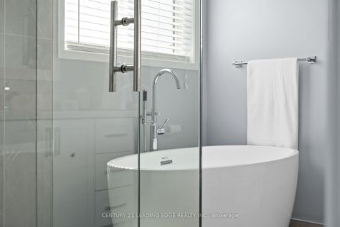 Photo 24 at 31 Kingham Avenue, South East, Ajax