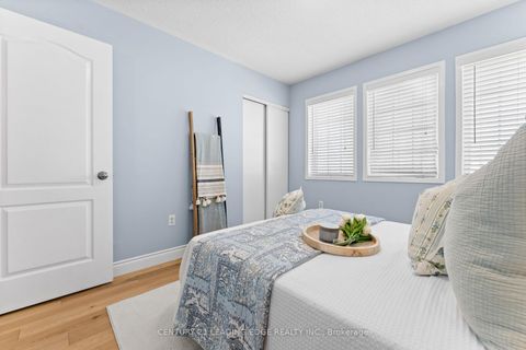 Photo 29 at 31 Kingham Avenue, South East, Ajax