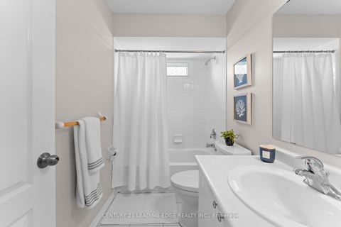 Photo 35 at 31 Kingham Avenue, South East, Ajax