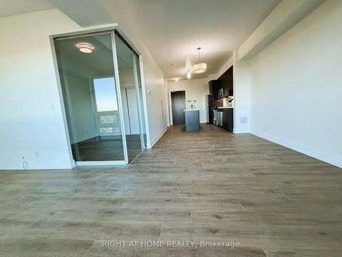 Photo 5 at 805 - 26 Norton Avenue, Willowdale East, Toronto