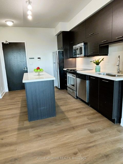 Photo 11 at 805 - 26 Norton Avenue, Willowdale East, Toronto