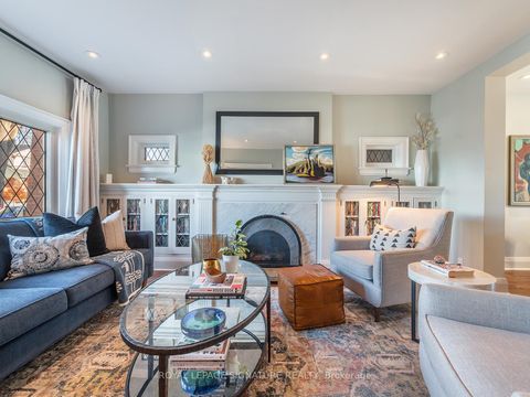 Photo 10 at 390 Kingswood Road, The Beaches, Toronto