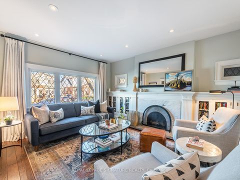 Photo 11 at 390 Kingswood Road, The Beaches, Toronto