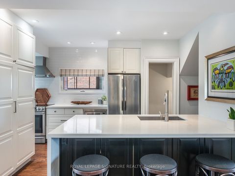 Photo 14 at 390 Kingswood Road, The Beaches, Toronto