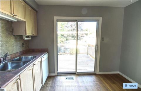 Photo 7 at 1590 Edenwood Court, Samac, Oshawa