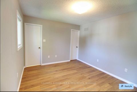 Photo 10 at 1590 Edenwood Court, Samac, Oshawa