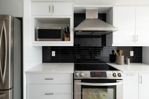 Photo 14 at 307 - 3181 Bayview Avenue, Steeles, Toronto