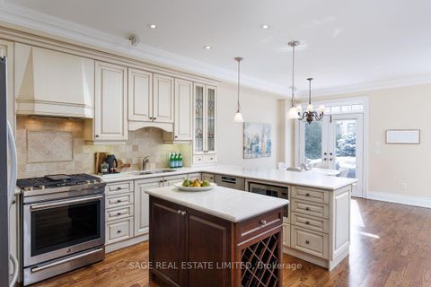 Photo 15 at 19 Carmichael Avenue, Nortown, Toronto