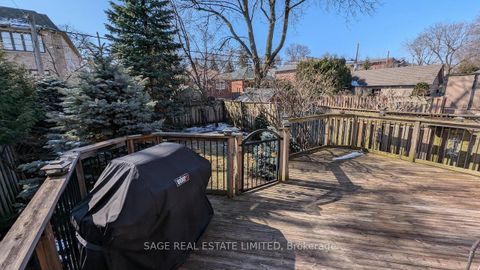 Photo 22 at 19 Carmichael Avenue, Nortown, Toronto