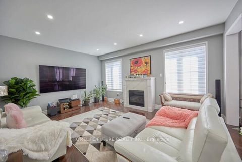 Photo 7 at 2549 Snow Knight Drive, Windfields, Oshawa