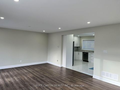 Photo 4 at 67 Hutcherson Square, Malvern, Toronto