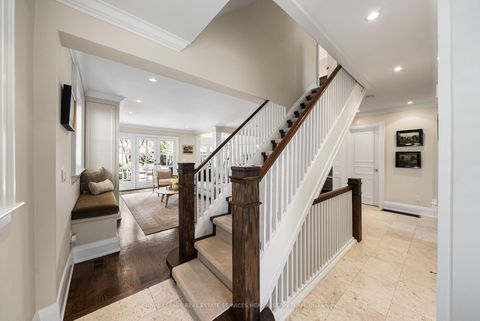 Photo 4 at 115 Inglewood Drive, Moore Park, Toronto