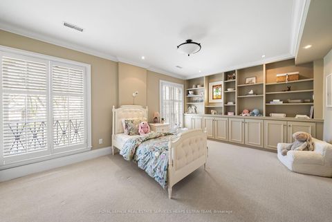 Photo 24 at 115 Inglewood Drive, Moore Park, Toronto