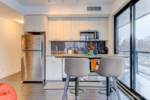 Photo 17 at 305 - 2799 Kingston Road, Cliffcrest, Toronto