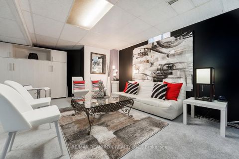 Photo 11 at 206 Featherstone Avenue, Middlefield, Markham