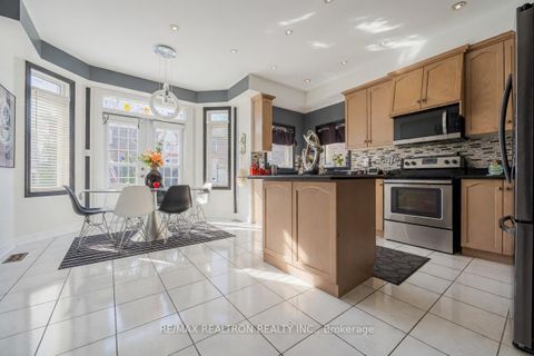 Photo 12 at 206 Featherstone Avenue, Middlefield, Markham