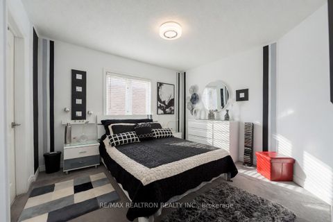 Photo 23 at 206 Featherstone Avenue, Middlefield, Markham