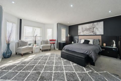 Photo 26 at 206 Featherstone Avenue, Middlefield, Markham