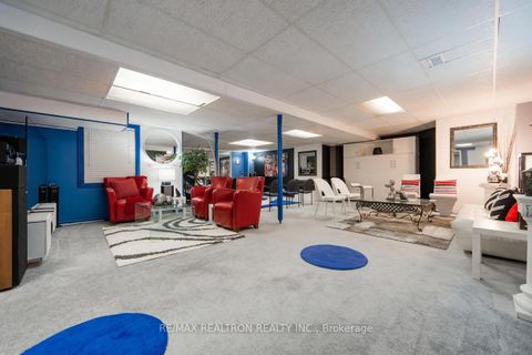 Photo 29 at 206 Featherstone Avenue, Middlefield, Markham