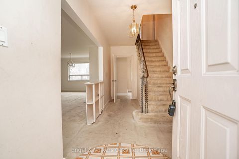 Photo 5 at 98 Prince Edward Drive S, Queensway, Toronto