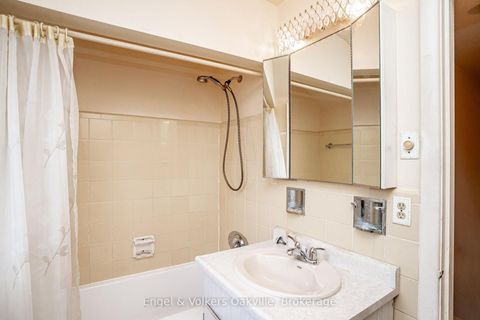 Photo 30 at 98 Prince Edward Drive S, Queensway, Toronto